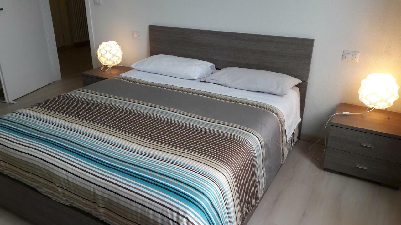 Residenza Lux Fronte Mare Vado Ligure Exterior foto